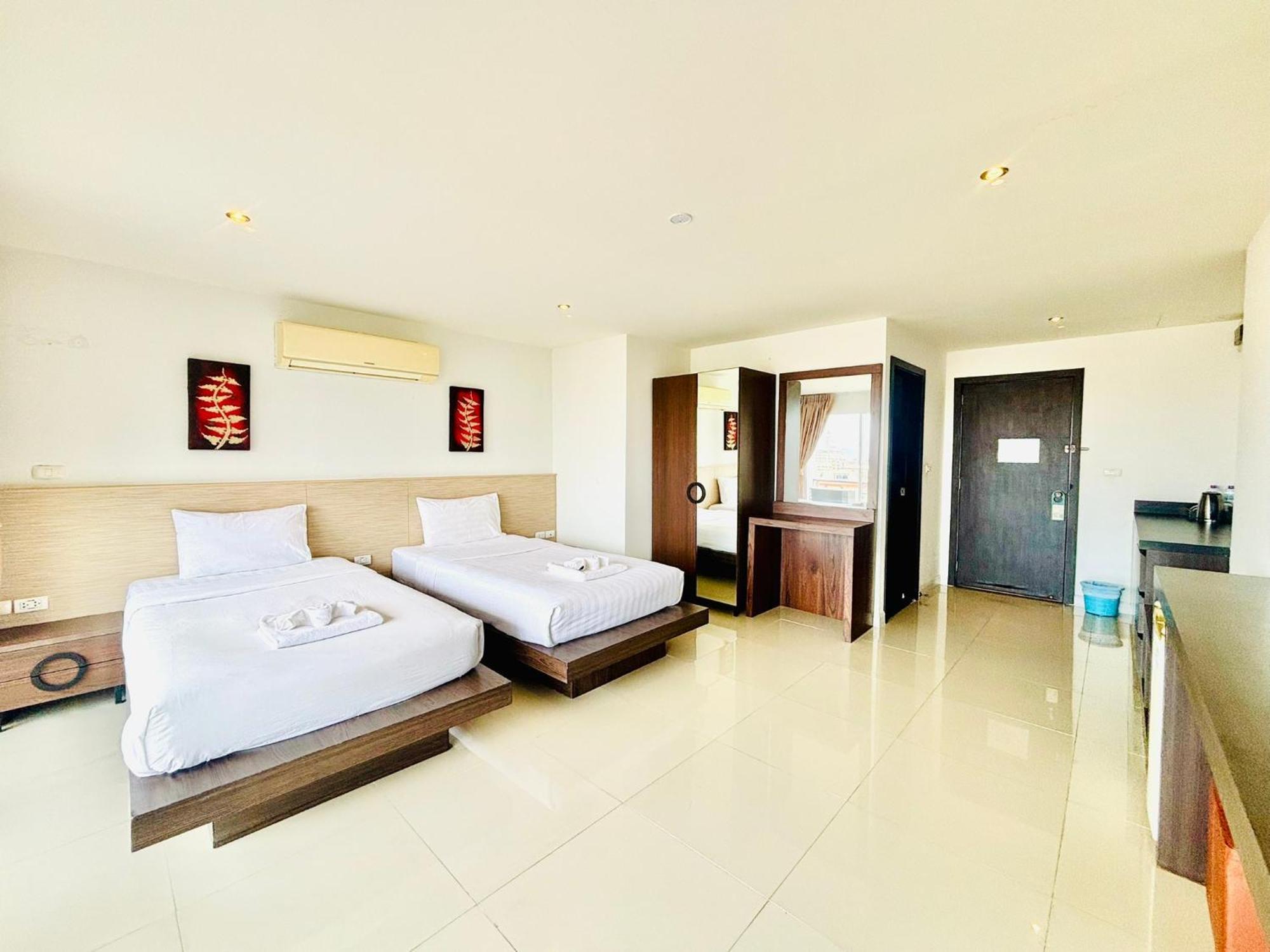 Ocean View Treasure Residence Patong Exteriör bild
